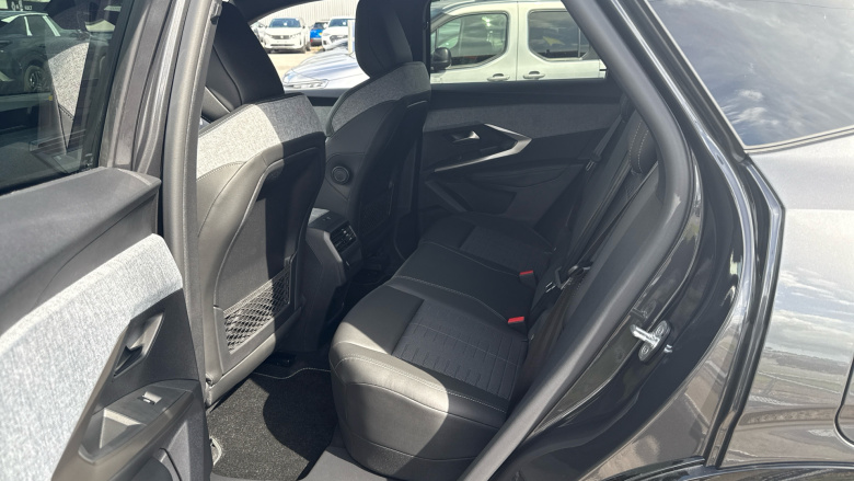 Peugeot 3008 157kW GT 73kWh 5dr Auto Electric Estate